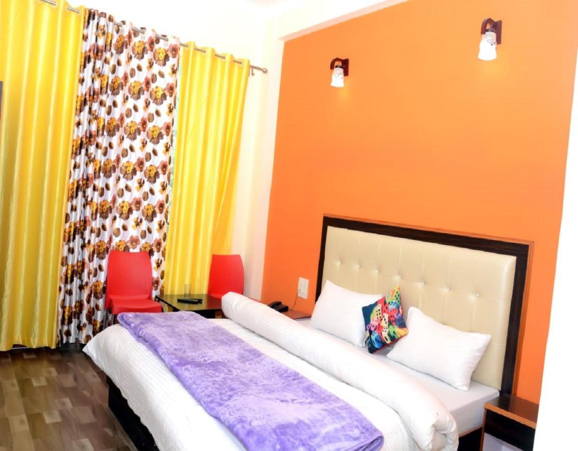 Stayapart - Hotel Bagsu Sarovar Dharamshala Exterior photo