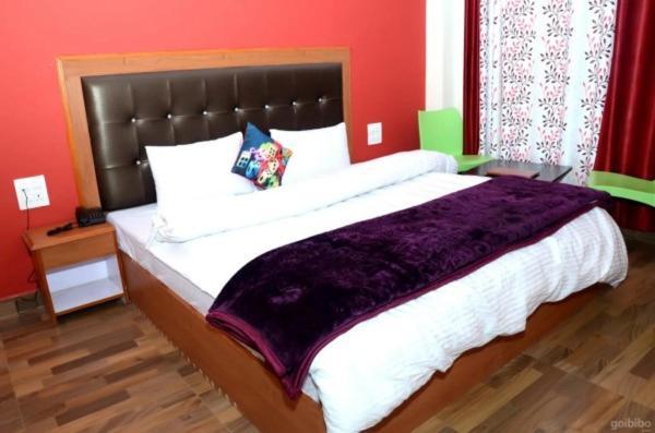 Stayapart - Hotel Bagsu Sarovar Dharamshala Exterior photo