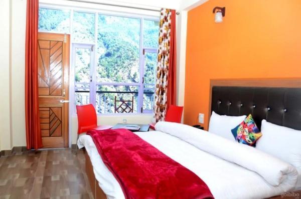 Stayapart - Hotel Bagsu Sarovar Dharamshala Exterior photo